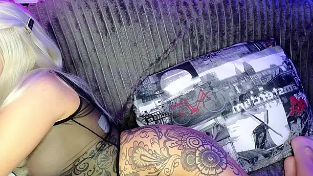 AngelOCrystals webcam