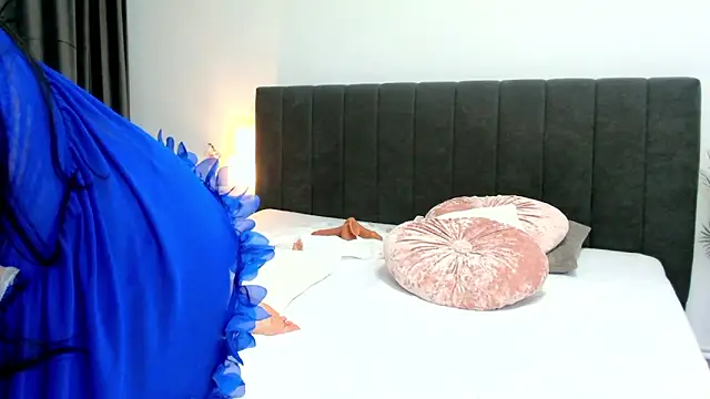 Layla_Ress webcam