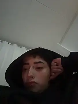 baby_akuma webcam