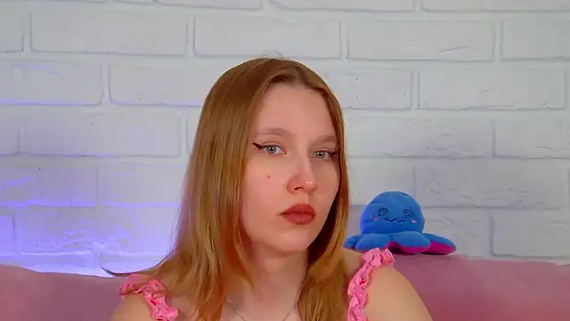 LiliLinn webcam