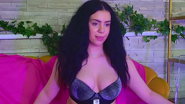 IngridMyst webcam