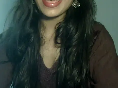 lusty_tanu webcam