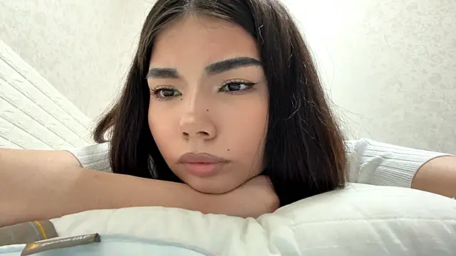 MarylnMonnier webcam