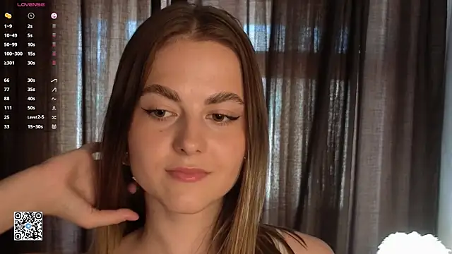 CarolannMirjah webcam