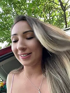 Wonder_Kari live sex cam