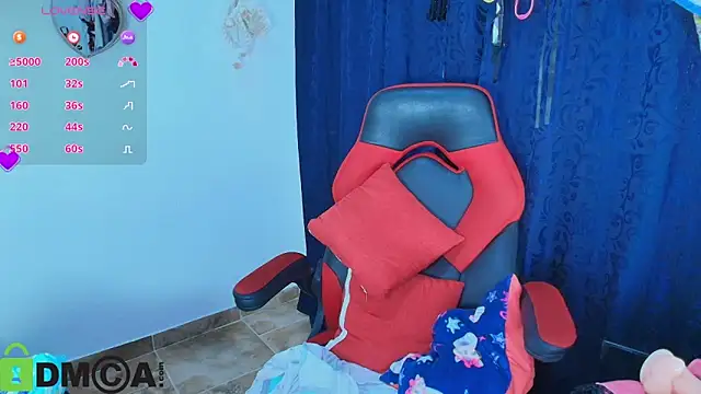 Italyy__boobs webcam