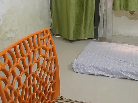 Stubborndesiboy webcam