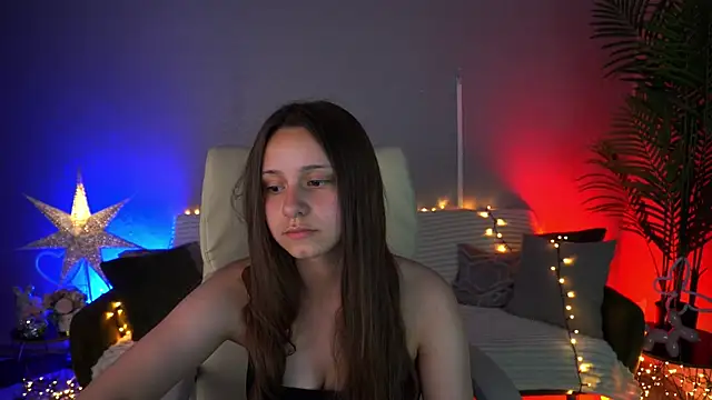 TinyNatalie webcam