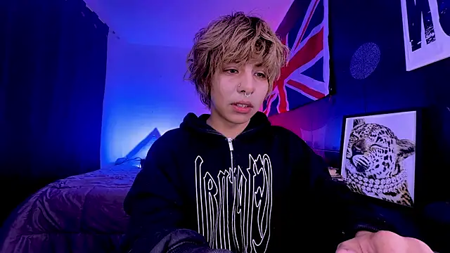 Aronn_44 live cam