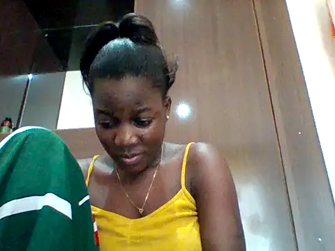 zainaxxxxx webcam