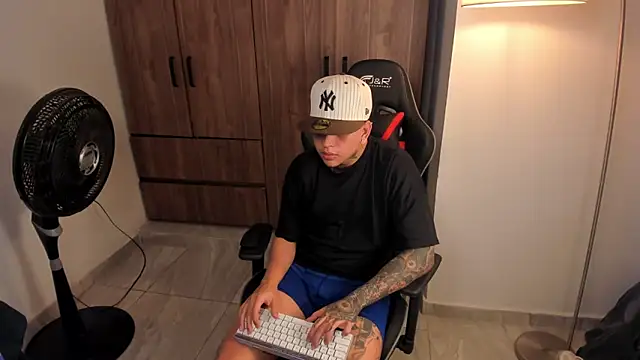 Jake_simons webcam