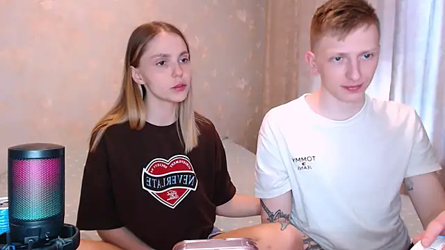 juliaanddima webcam