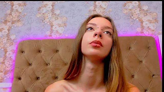 CoraVex live cam on StripChat