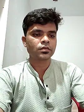 saddyboyforU live cam on StripChat