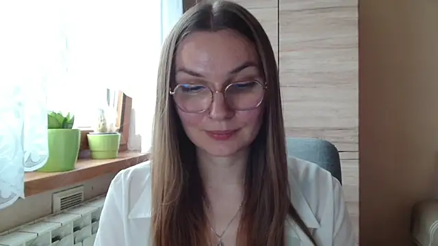 LooveELLYx live cam on StripChat