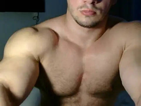LionEdwin live cam on StripChat