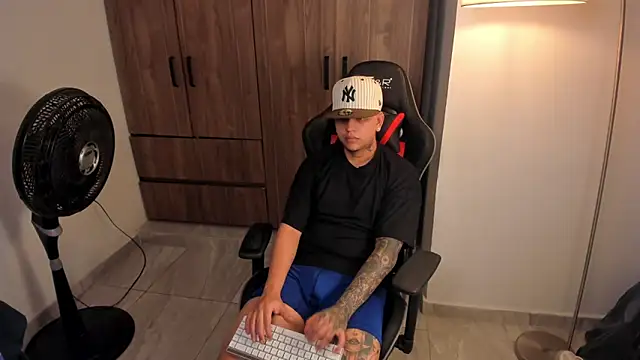 Jake_simons webcam