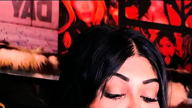 indian_dreamgirl webcam