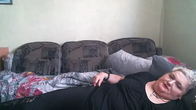 Lana555 live cam on StripChat