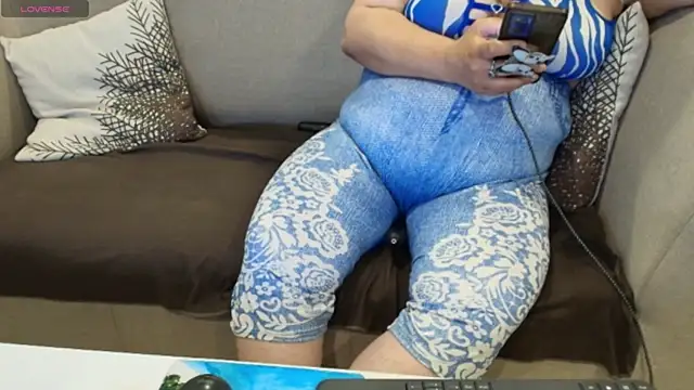 hotbipaar (F milf) - ❤️ Titten 5 min ❤️