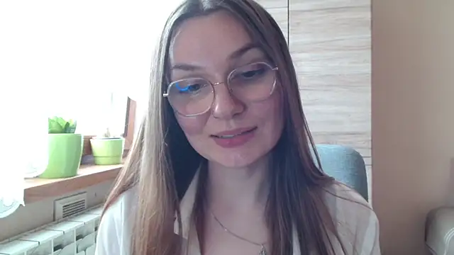 LooveELLYx webcam