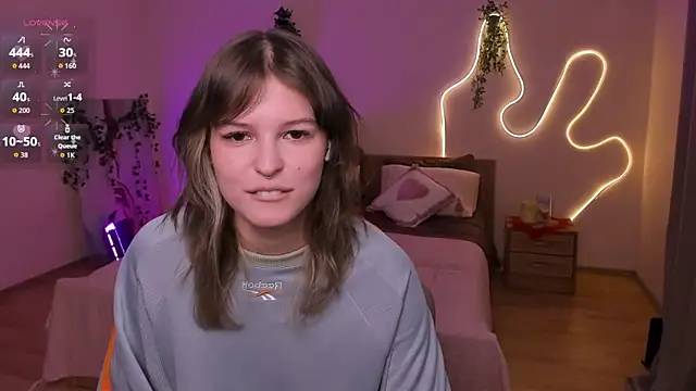 Lisa_Blossom webcam