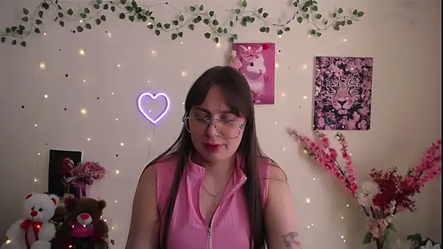 Amanda_Bright_ live cam on StripChat