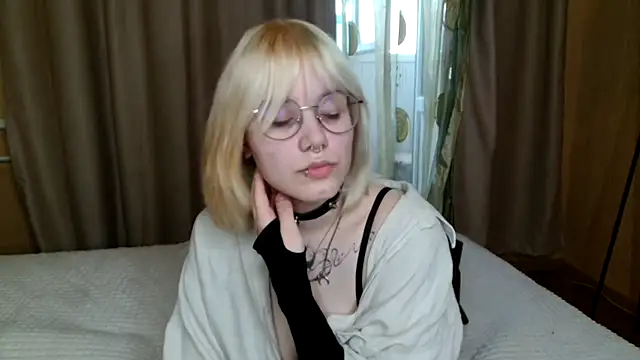 KellePourier live cam on StripChat