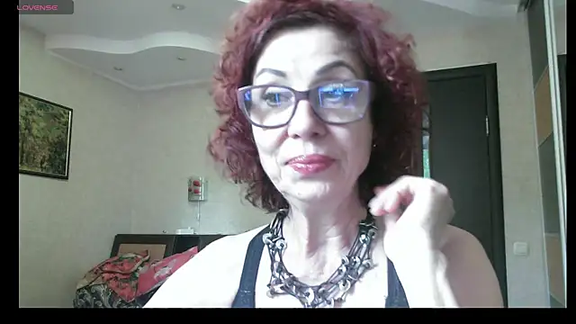 Kelly_Flurr live cam on StripChat
