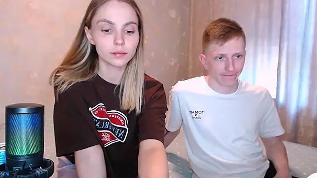 juliaanddima webcam