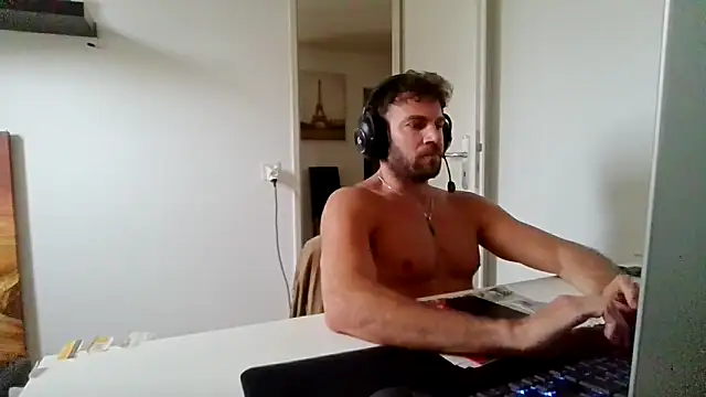 alpha-hunk webcam