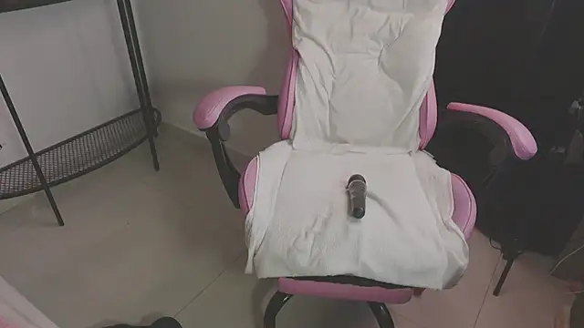 Anyone__666 webcam