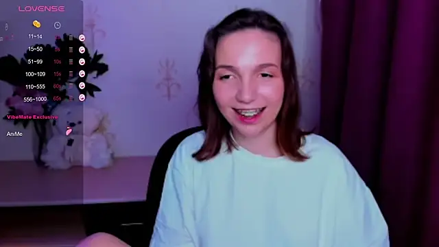 KindHazelHere_ webcam
