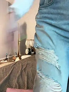 KimEvanss webcam