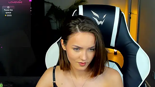 Leslie_Scott webcam