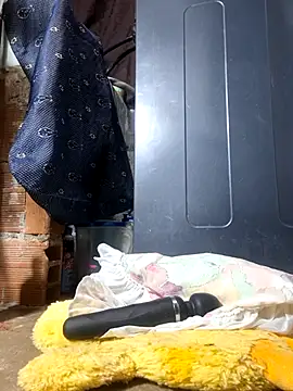 LunaDrago live cam