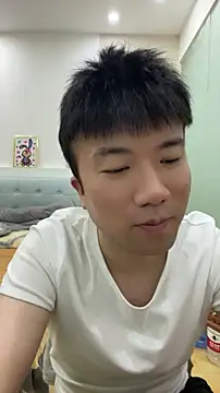 theo615 (M young) - 裸体跳舞