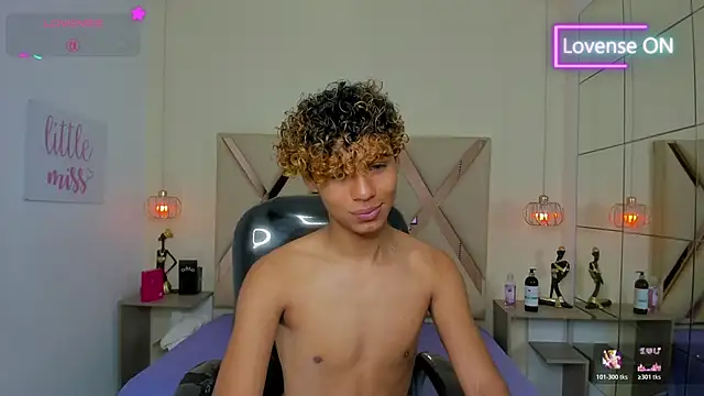 anyelo_twink (M twink) - Hard Dick  🍆
