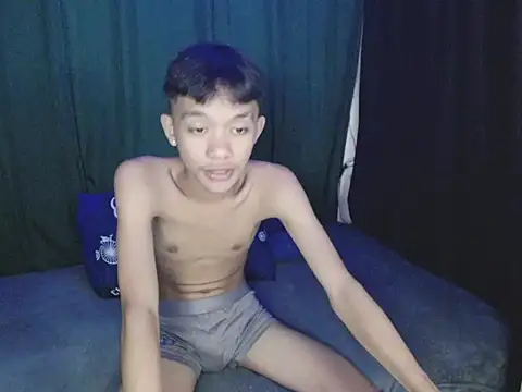 Innocentfucker webcam