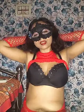_DesigirlRoshni webcam