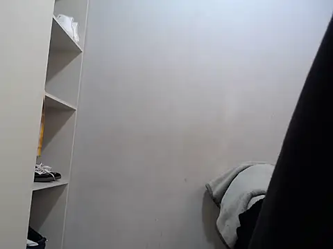 KinkyJXxX webcam