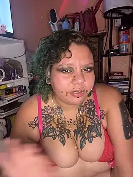 DivineBBWPoison webcam