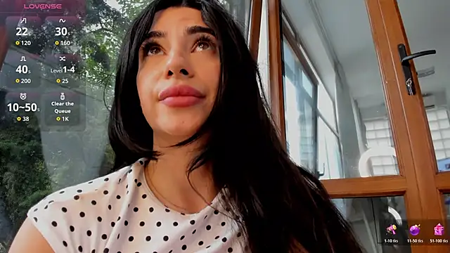 Naila18 webcam