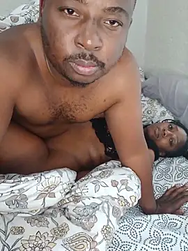 Bootylioustits webcam