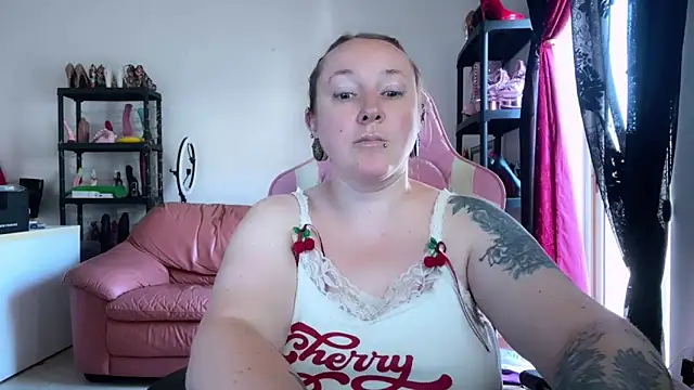 kisicaxx webcam