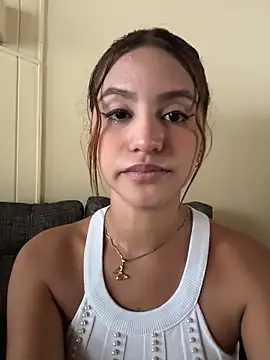 ViankaRose webcam