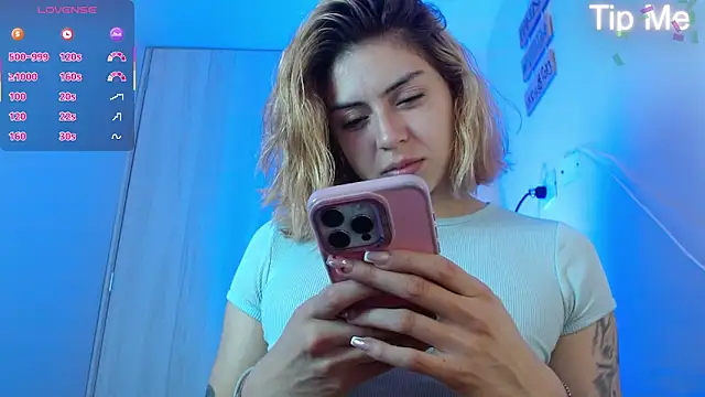 aprildumont webcam