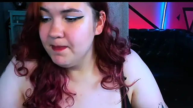 LeslieBlas webcam