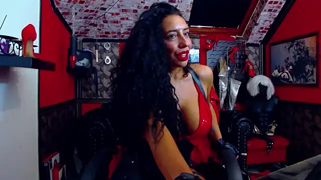 DommeBellatrix webcam