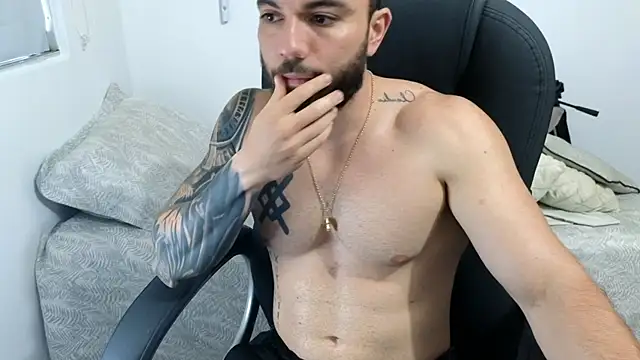 Isaac_Carter webcam